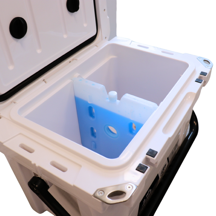 Ice Divider Cabin Cooler Ice Pack Divider | Chilly Moose – chillymoose.ca