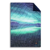 Northern Lights Ultralight Puffy Blanket – Chilly Moose – Flat lay aurora pattern #colour_northern-lights