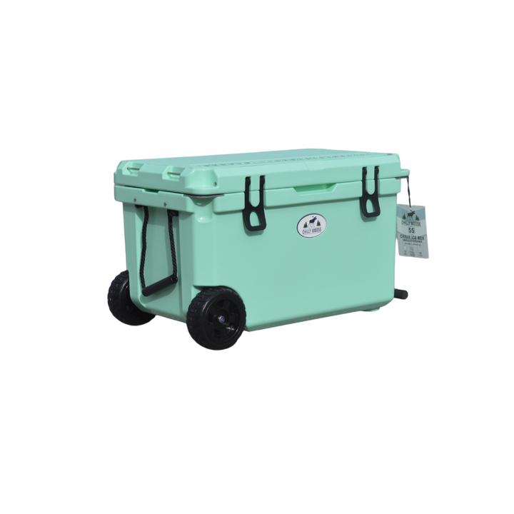 Open Box 55L Wheeled Explorer in Southampton – Chilly Moose – Angled Side View 
