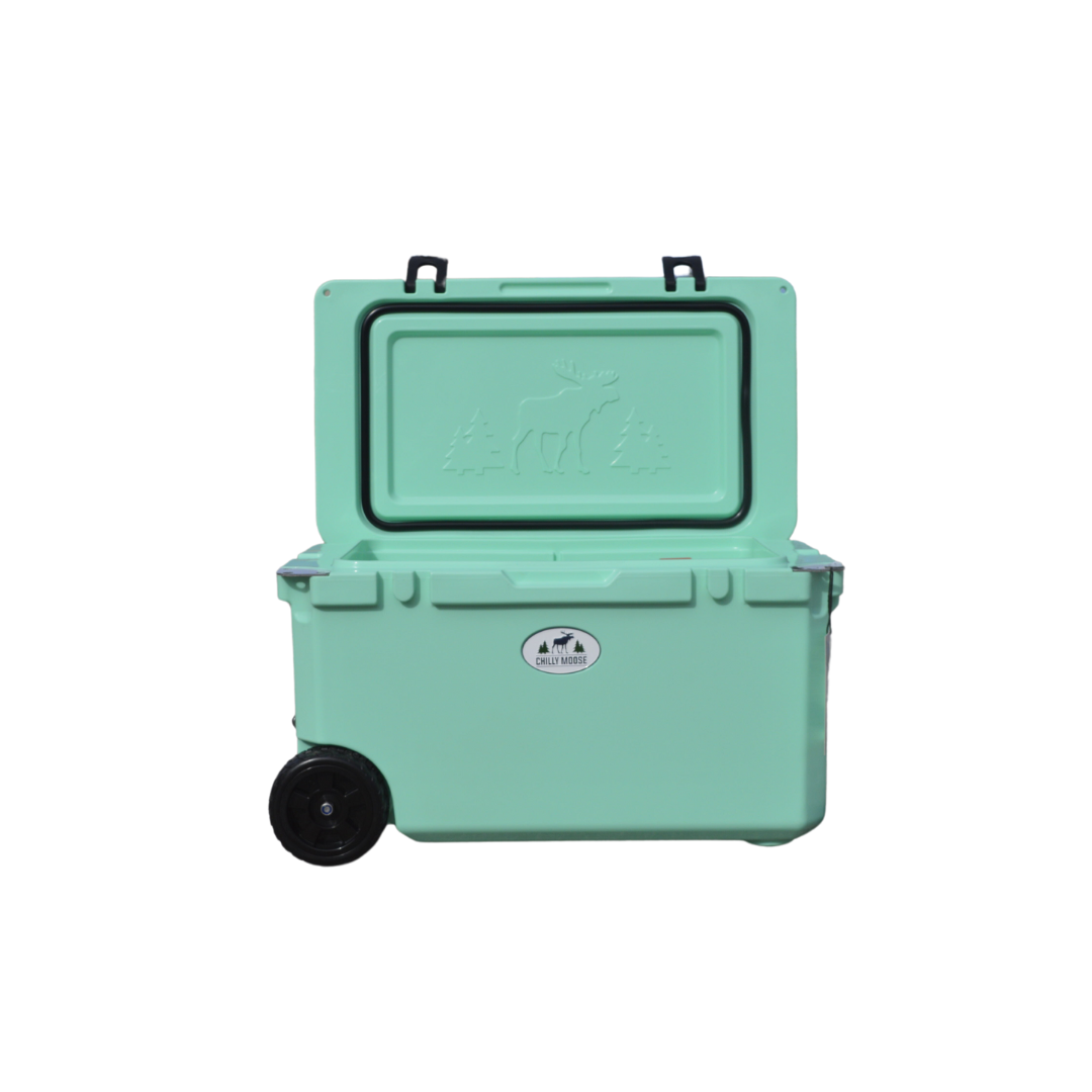 Open Box 55L Wheeled Explorer in Southampton – Chilly Moose – Front View lid open 