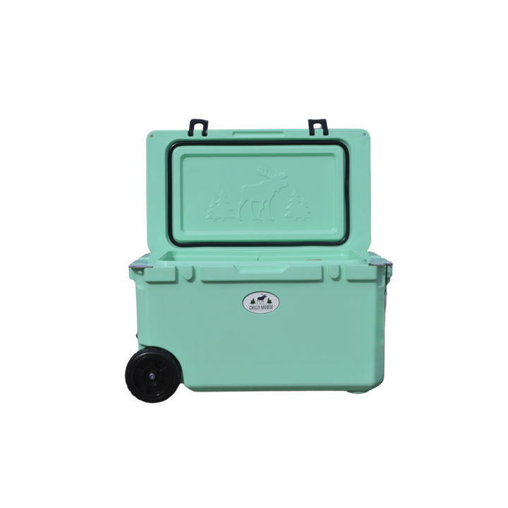 Open Box 55L Wheeled Explorer in Southampton – Chilly Moose – Front View lid open 