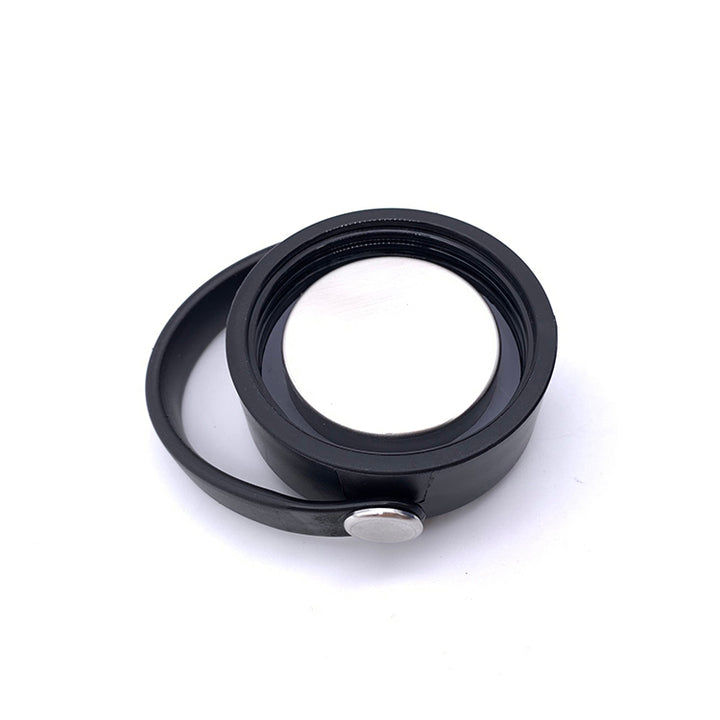 Portage Lid – Chilly Moose – Black magnetic lid with handle closeup view #colour_black